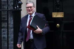 Schotse Labour-leider Anas Sarwar roept Starmer op te vertrekken