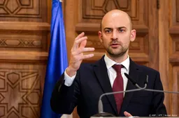 Franse buitenlandminister geschokt om mogelijk Epstein-lek