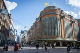 Bijenkorf en HEMA in centrum Den Haag ontruimd na gaslek