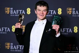 One Battle wint zes BAFTA's, I Swear verrast met acteursprijs