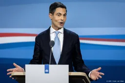Jetten wil dat ministers goed nadenken voordat ze iets posten
