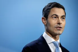 Jetten doet iedere week aangifte van homohaat en bedreigingen