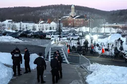 Bill Clinton heeft alle vragen van onderzoekscommissie beantwoord