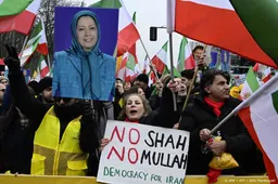 Iraanse academici: volk moet landsbestuur kiezen