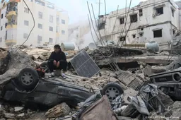 Leger Israël draagt bevolking Zuid-Libanon op noordwaarts te gaan