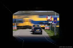Flitscamera bij spoorwegovergang zorgt voor minder overtredingen