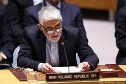 VN-ambassadeur Iran: Iran wil Straat van Hormuz niet sluiten
