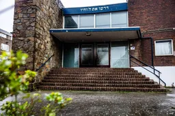 Burgemeester Schouten: afschuw om brandstichting bij synagoge