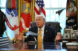 NYT: Trump laat Cuba weten dat president moet opstappen