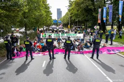 XR wil blijven demonstreren ondanks 'dreigementen' De Mos