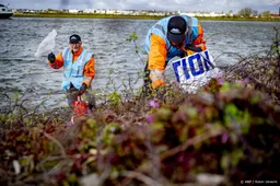 Tienduizenden vrijwilligers ruimen afval op in omgeving