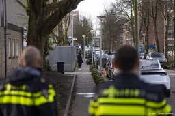 Politie krijgt 150 tips over explosie bij joodse school Amsterdam