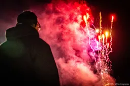 Leeftijdsgrens afsteken vuurwerk moet naar 18 jaar, vindt kabinet