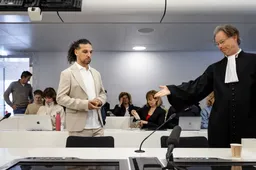 Advocaat Ali B vraagt om vrijspraak van verkrachting in Heiloo