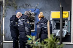 Geldmaat: zwaardere en meer explosieven bij plofkraken