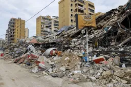 Israëlisch leger vraagt Libanezen te evacueren, explosies Beiroet