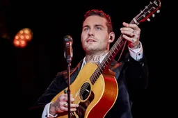 Tien maanden cel voor bedreigen Douwe Bob en drugsbezit