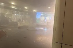 Wereldwijde paniek: Iraanse kamikazedrones bombarderen gigantische luchthaven van Dubai