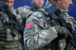 Turkije trekt snoeiharde rode lijn tegen Iran, maar waakt voor westerse oorlogsval