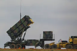 De doofpot barst open: Amerikaanse Patriot-raket waarschijnlijk oorzaak van bloedig inferno in Bahrein, niet een 'Iraanse drone'