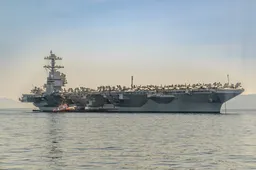 Muiterij op zee? Trots van de Amerikaanse marine kreupel na brand, eigen bemanning verdacht van sabotage