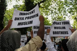 shutterstock_2422276037