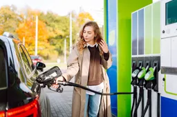 Wanhoop of pure berekening? 'Tankpiraten' rijden massaal weg zonder te betalen door exploderende brandstofprijzen