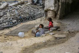 De meedogenloze realiteit van de Israëlische opmars: Honderdduizenden Libanese kinderen ontheemd door bommenregen