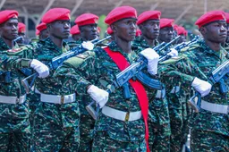 Ugandese legerchef dreigt met militaire steun aan Israël: "Wij zullen de reus Goliath verslaan!"