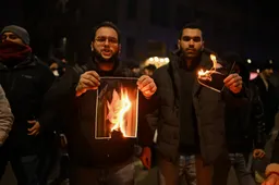 Het beest is dood: Iraanse staatstelevisie bevestigt uitschakeling groot-ayatollah Khamenei