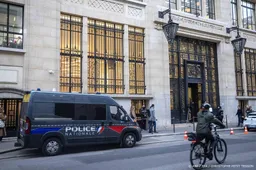 Terrorisme-onderzoek om explosief bij Bank of America in Parijs