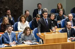 Excuses kabinet voor rol overheid bij gedwongen afstaan kinderen