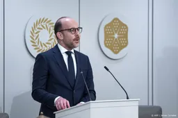 Minister: ongedocumenteerden alleen strafbaar bij niet meewerken