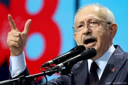 Cel voor Turkse oud-oppositieleider om belediging Erdogan