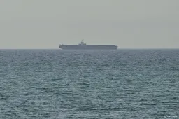 Iran bedreigt scheepvaart in regio als blokkade VS voortduurt