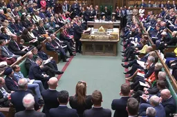 Starmer ontkent misleiden parlement na suggestie Downing Street