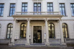 Drone-leveringen aan gevangenen leiden tot beperkte straf na deal