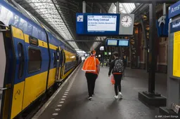 NS: vroege vogels al op pad, drukte in trein later verwacht