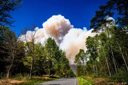 Rook van natuurbrand 't Harde tot in Amsterdam te zien en ruiken