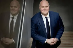 Aartsen wil proef met startbanen voor statushouders uitbreiden