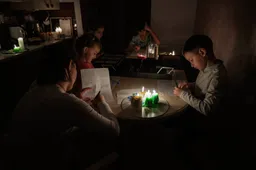 Derdewereldland: Stroomnet Utrecht klapt uit elkaar door klimaatwaanzin en hypocriete Dijksma (PvdA) jankt mee