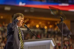 shutterstock_2502019409