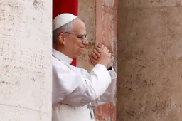 IJzervreter Paus Leo fileert dictators al decennia: getuigenis bewijst dat de Kerkleider voor níémand buigt