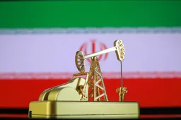 De val van het Amerikaanse imperium: Iran biedt Europa een deal die de petrodollar definitief sloopt