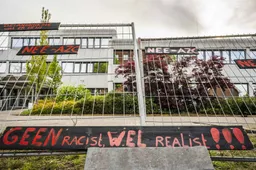Oud-AIVD'er trekt nazi-kaart tegen bezorgde burgers in Loosdrecht