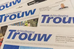 Trouw viert 25.000e editie met oud logo uit de oorlog
