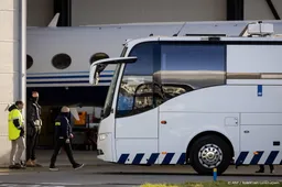 Nederland geeft overtollige gevangenisbussen aan Oekraïne