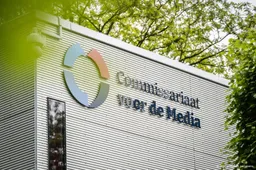 Mediawaakhond waarschuwt voor democratische risico's van feeds