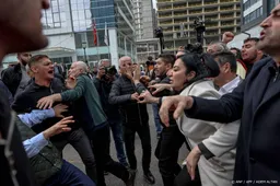 Turkse autoriteiten laten hoofdkwartier oppositie ontruimen