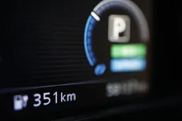 Transportsector slaat noodkolf: Invoering vrachtwagenheffing veroorzaakt golf van faillissementen